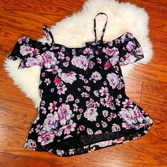 Torrid Black Floral Semi Sheer Blouse - Picture 2 of 4